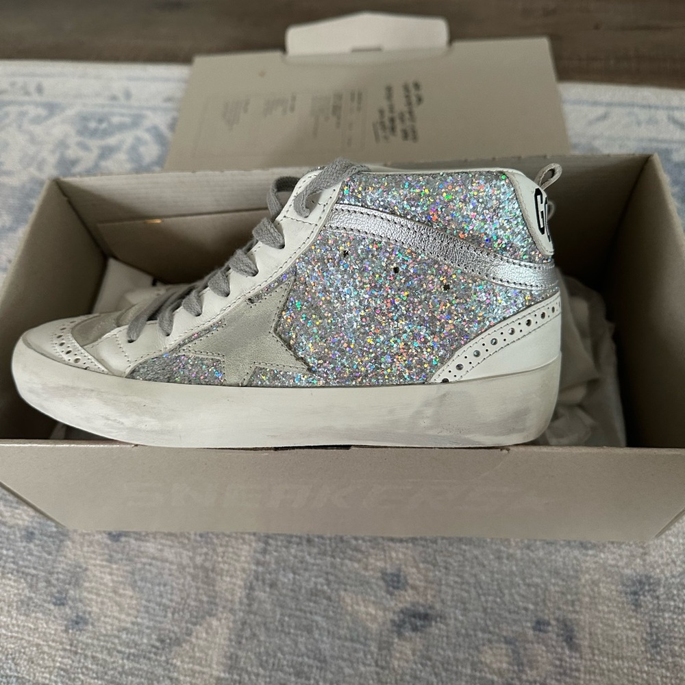 Golden Goose Iridescent Wing Tip Mid Star Sneakers